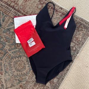 Left on Friday Sunday suit